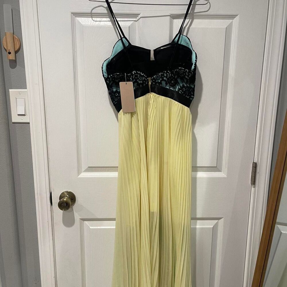 Three floor Vacation Maxi Dress - Picture 9 of 9